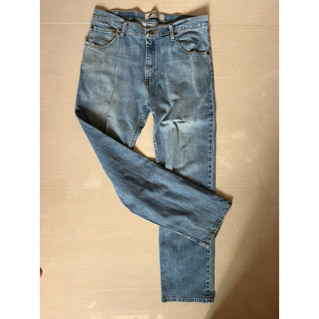 ส่งต่อ กางเกงยีนส์ Wangler มือสองสภาพดี