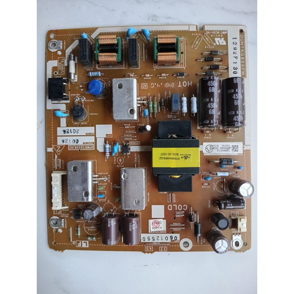 บอร์ด จ่ายไฟทีวีชาร์ป 40 นิ้วLC-40SA5200Xถอด