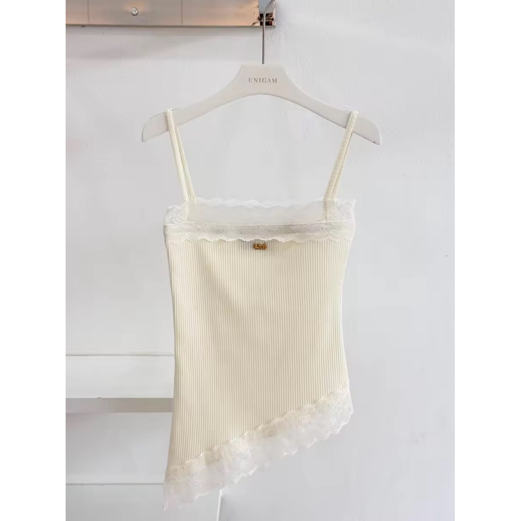 Floral Top แบรนด์ Unigam