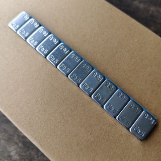 ตะกั่วถ่วงล้อ 5g เม็ดเล็ก ตะกั่วถ่วงล้อมอเตอร์ไซค์ ราคา/เส้น