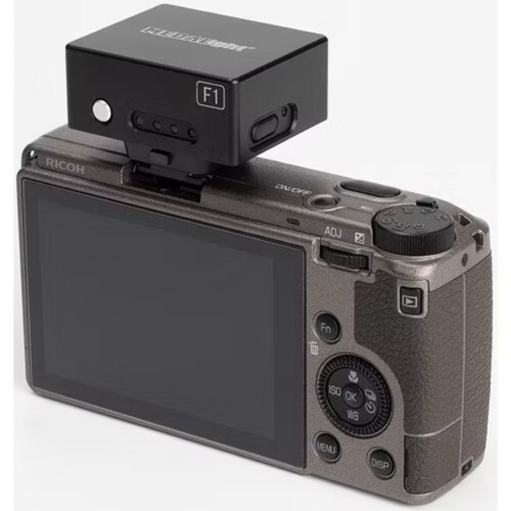 [รุ่นใหม่ วัสดุโลหะ] Flash MEDALight F1 Metal แฟลชหัวกล้อง Medalight แฟลช Ricoh GR III / Fuji อื่นๆ 