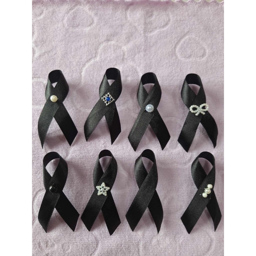 เข็มกลัดไว้อาลัย โบว์ไว้ทุกข์ เข็มกลัดไว้ทุกข์