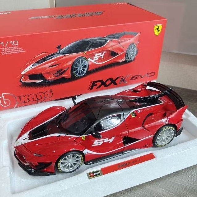 [Speedsnapbkk] รถโมเดล 1:18 Ferrari FxxK Evo รายละเอียดดีมาก สีสวย ลิขสิทธิ์แท้ แบรนด์ Bburago Signa