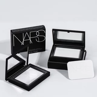 [เหลือ 368.- โค้ด "เก็บโค้ดหน้าร้าน"] NARS Light Reflecting Pressed Setting Powder