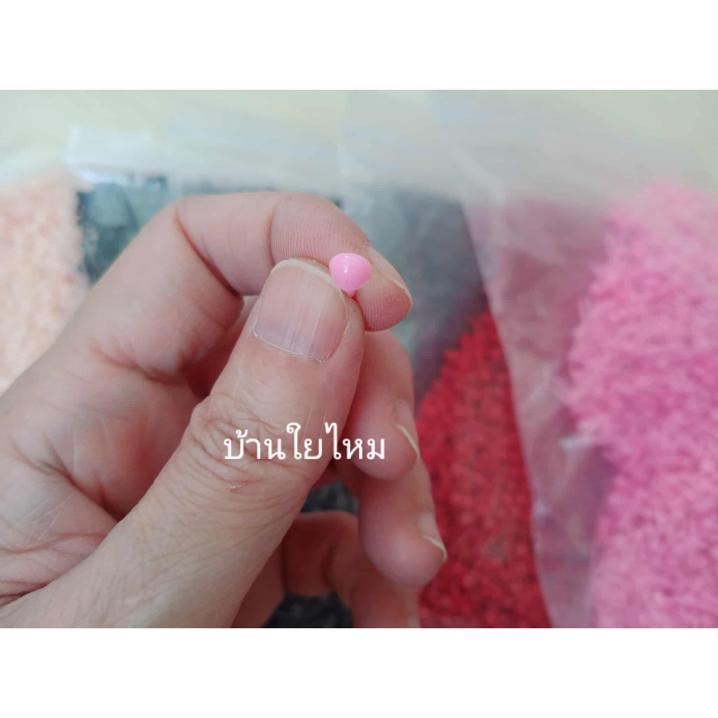 จมูกสามเหลี่ยมแบบก้านเสียบ ขนาดเล็ก 4.5 * 5 มิล
