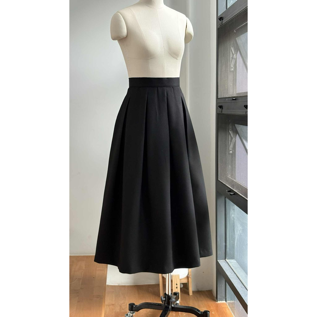 กระโปรงทรงทวิส​ และ​ ทรงย้วย​8​ชิ้น​ ผ้าฝ้าย​ สีดำ