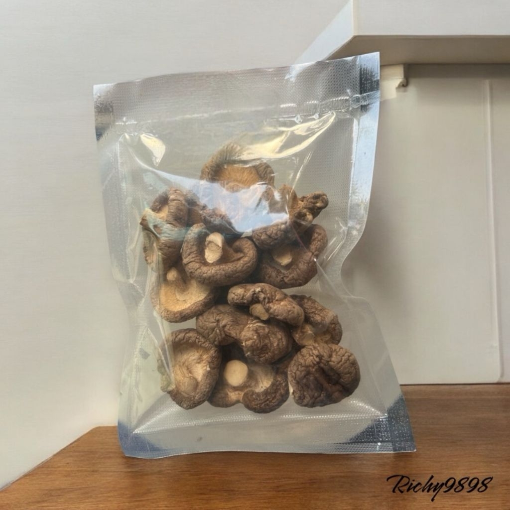 ขนม รวม สินค้า ของกิน ของใช้