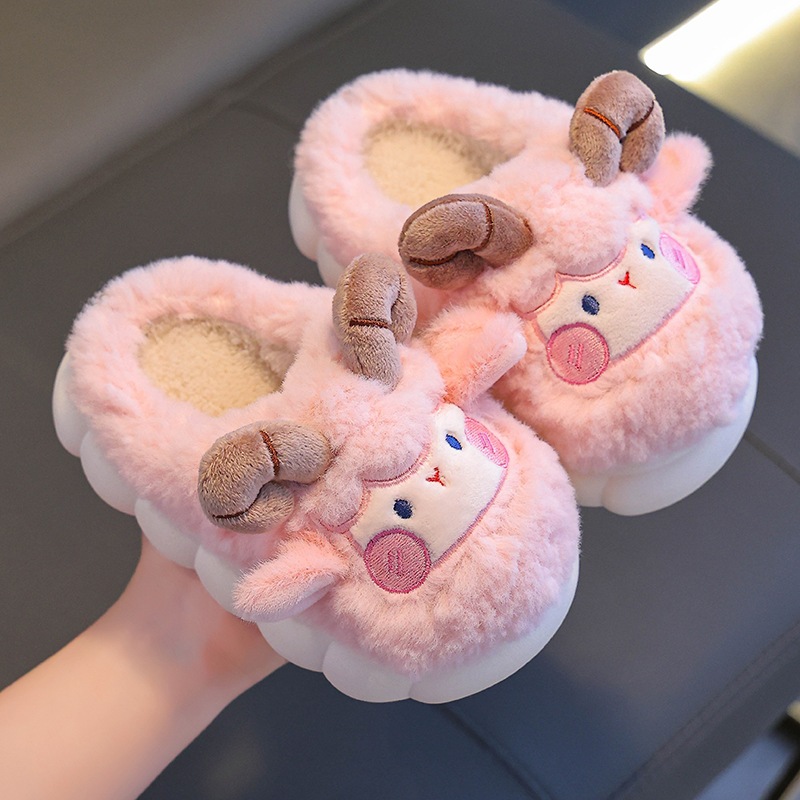 Babyonline(X071)X2B8-11(ส่งด่วน1วัน) รองเท้าแตะขนแกะลายการ์ตูนสำหรับเด็กสุดน่ารัก พื้นนุ่ม มีกันลื่นPVC