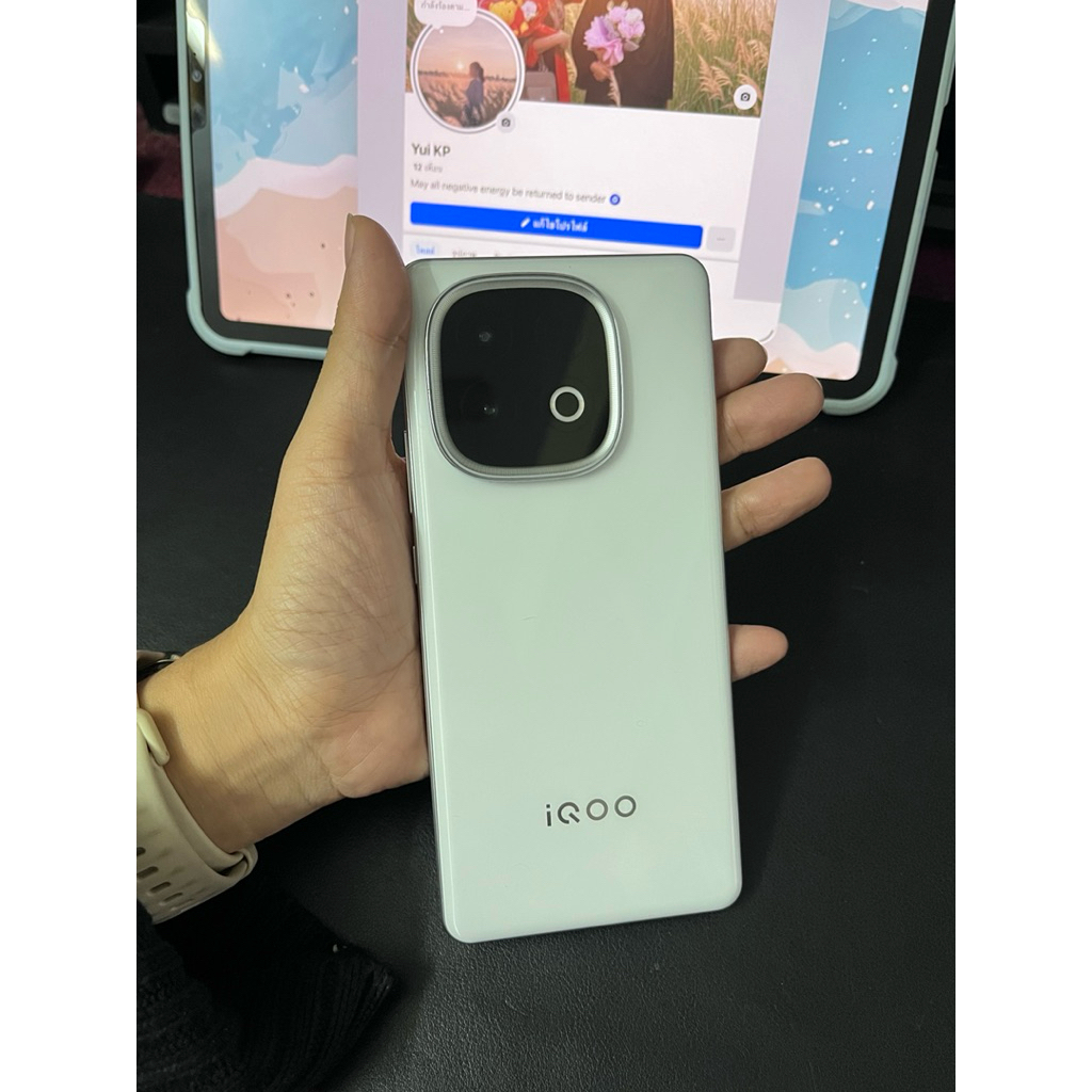 โทรศัพท์มือถือมือสอง VIVO iQOO Z10 Turbo Pro สีขาว 256gb รอมจีน