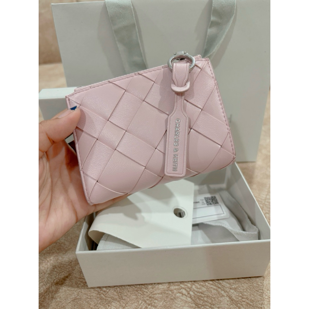 กระเป๋าสตางค์Charles & Keith