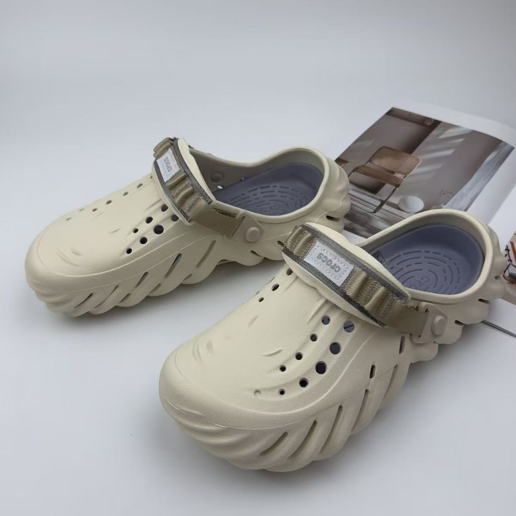 รองเท้าแฟชั่นใหม่ ลายใหม่สด ใสสบาย ใชส์ผู้ชาย size 40--45+มอบของขวัญ