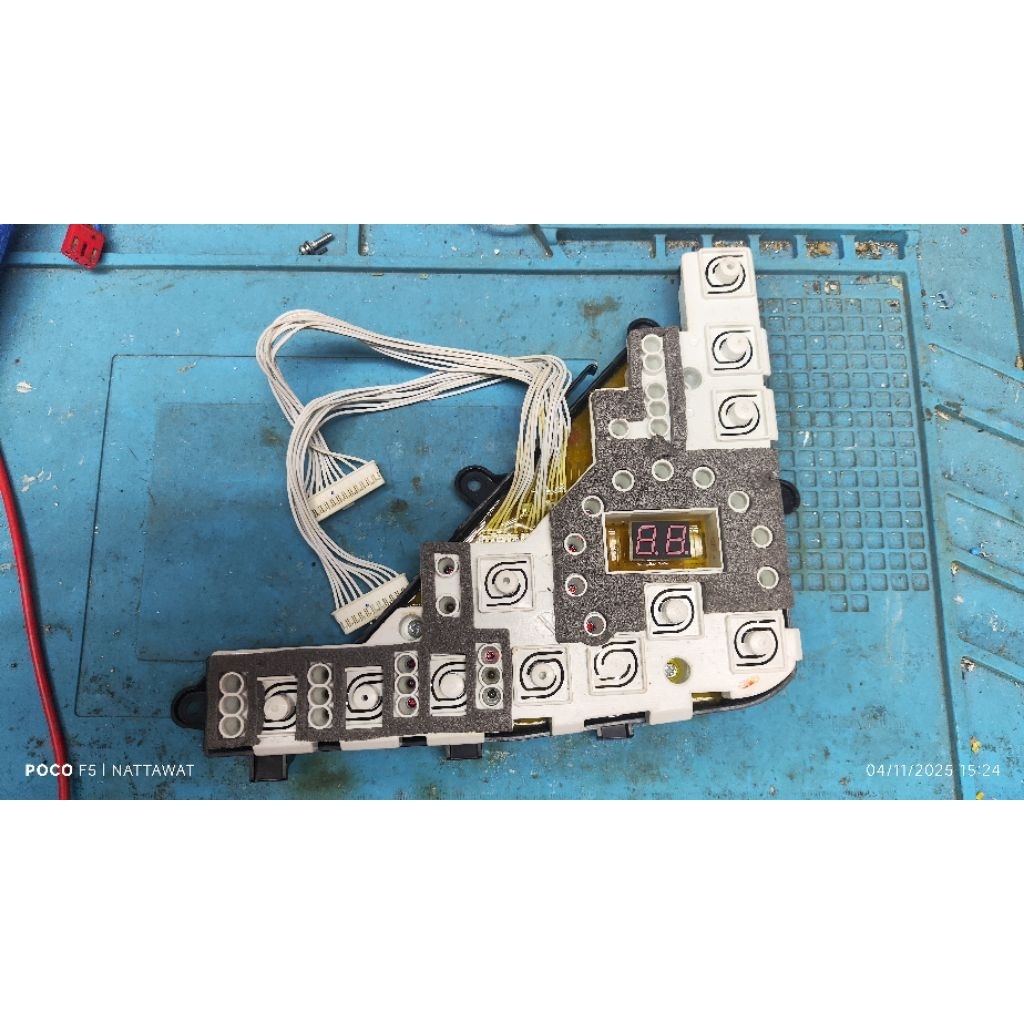 แผงปุ่มกดด้านหน้า HITACHI พาท PTSF-110LJ*008 พาทนี้ใช้ได้ 3 รุ่น