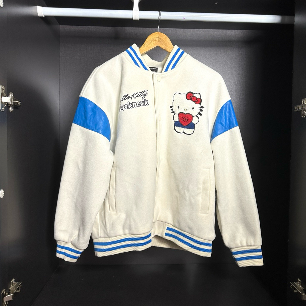 เสื้อ JACKET HELLO KITTY Y2K สวยมากครับ 🎀