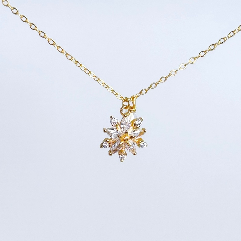 Kioora สร้อยคอดาว สร้อยคอลายเกล็ดหิมะ S925 D10