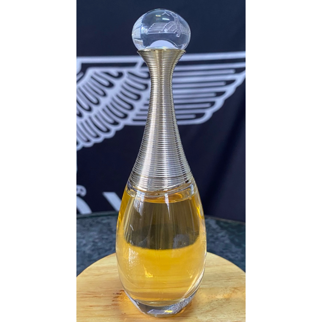 Dior jadore (edp50mlคอลอกนิดๆ)มือสองของแท้ค่ะ(ราคาเท)