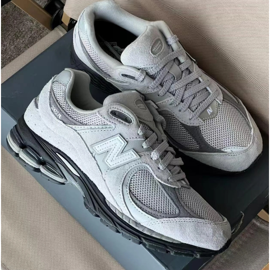New Balance NB 2002R Low cut Leisure City Commuting Training Running Shoes Grey สินค้าแท้ 100%