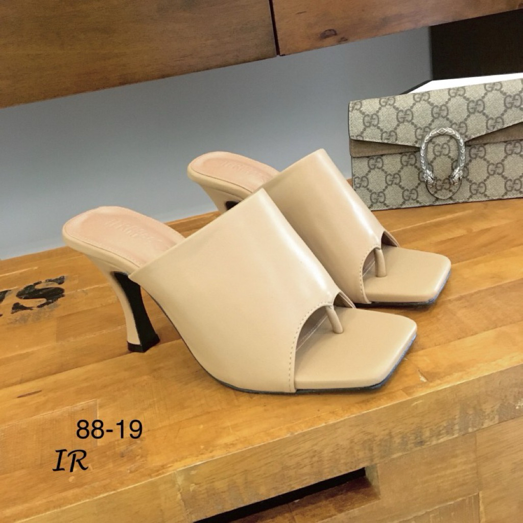 อยู่ไทยส่งไว/ขนาดปกติ/สูง3.5นิ้ว/Shoe smileรุ่นแม่เป้ย รองเท้าส้นสูงส้นเข็มแฟชั่นผู้หญิง 88-19 มีกล่อง