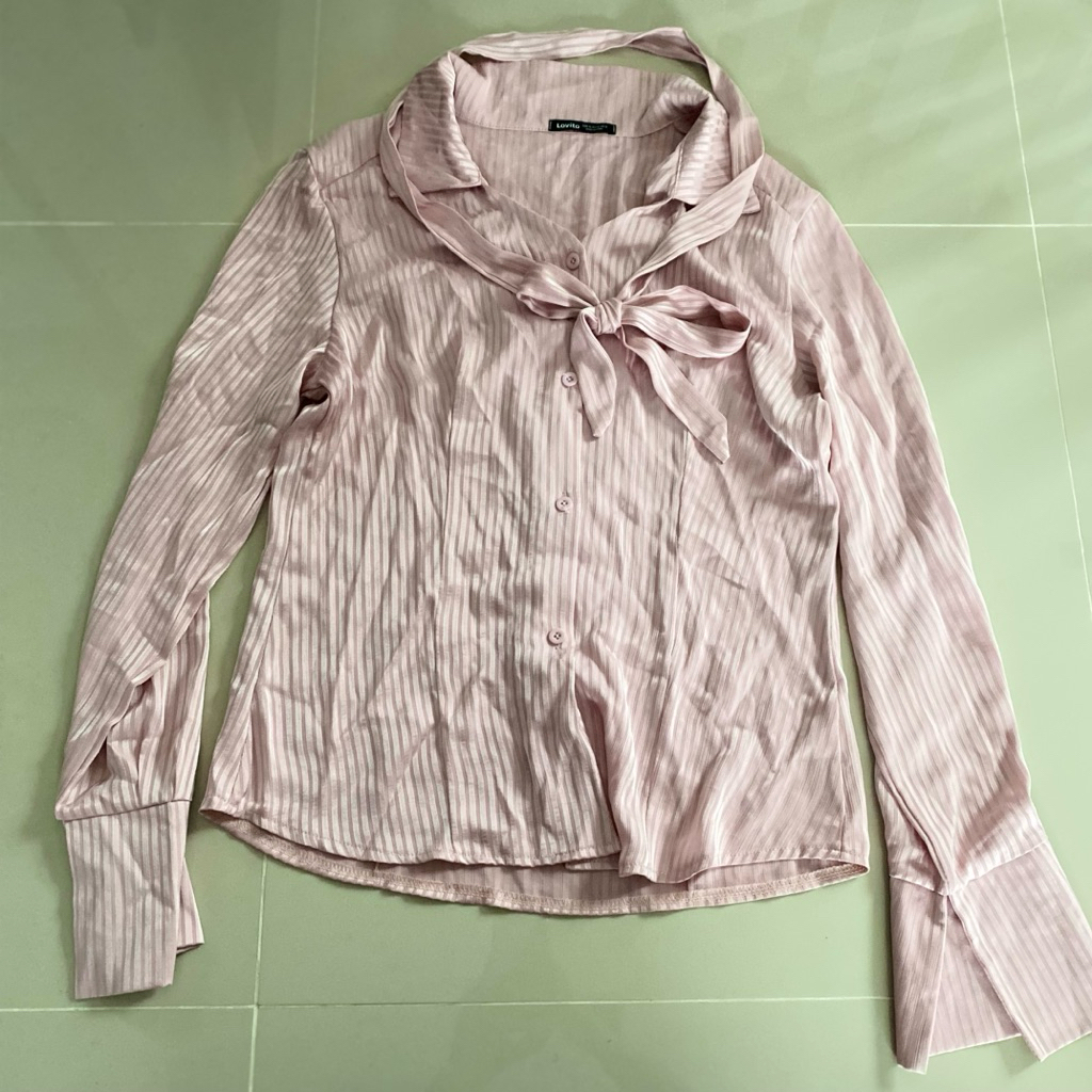 เสื้อเบลาห์ เสื้อเชิ้ตผู้หญิง Lovito Size XL