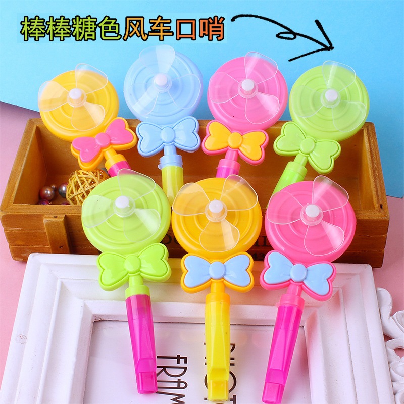 นกหวีดเป่าได้มีเสียง พัดลมนกหวีด ของขวัญขนาดเล็ก อมยิ้มนกหวีด กังหันลมลูกอมสีของขวัญเล็ก ๆ เป่ามีเสียง