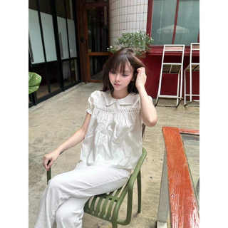 Levenn.bkk • Cara Top เสื้อคอบัว แขนตุ๊กตา แต่งดีเทลลูกไม้ ทรงสวย แมทง่าย ใส่ได้บ่อย สำหรับสาวๆ ที่รักสไตล์เรียบหรู