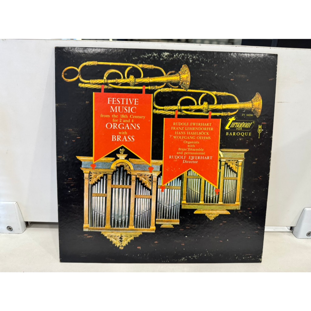 1LP Vinyl Records แผ่นเสียงไวนิล FESTIVE MUSIC     (H1F55)