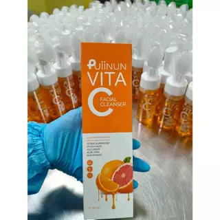 [ ใหม่พร้อมส่ง ] โฟมส้ม แบรนด์ปุยนุ่น Vita C Facial Cleanser สำหรับทำความสะอาดผิวหน้า
