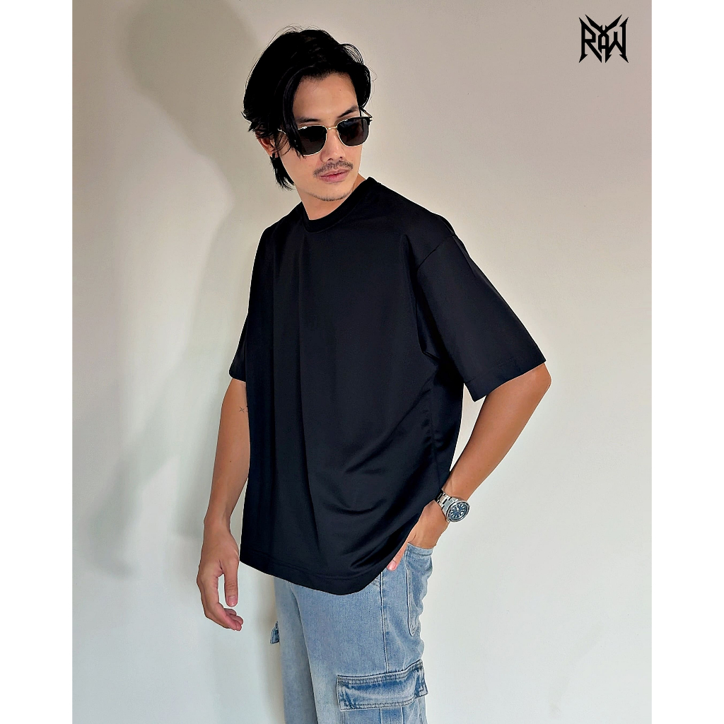 ลดพิเศษ มีถึงอก51  โอเวอไซส์ไม่ย้วย สินค้าใหม่ ใส่ได้ทุกวันไม่เก่า ไม่ขึ้นขุย เสื้อยืด Oversize สีดำที่ "ทนทาน" ขั