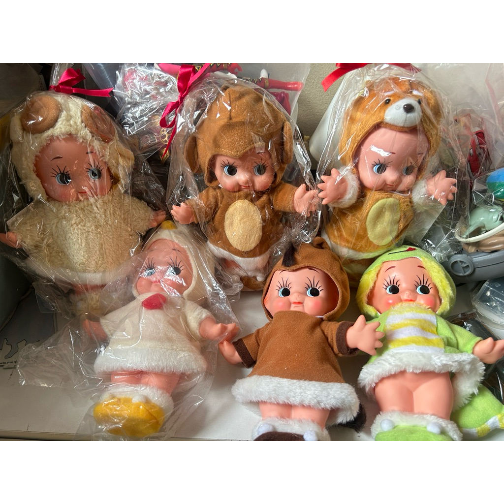 ตุ๊กตาคิวพี Kewpie doll is Kewpie costume
