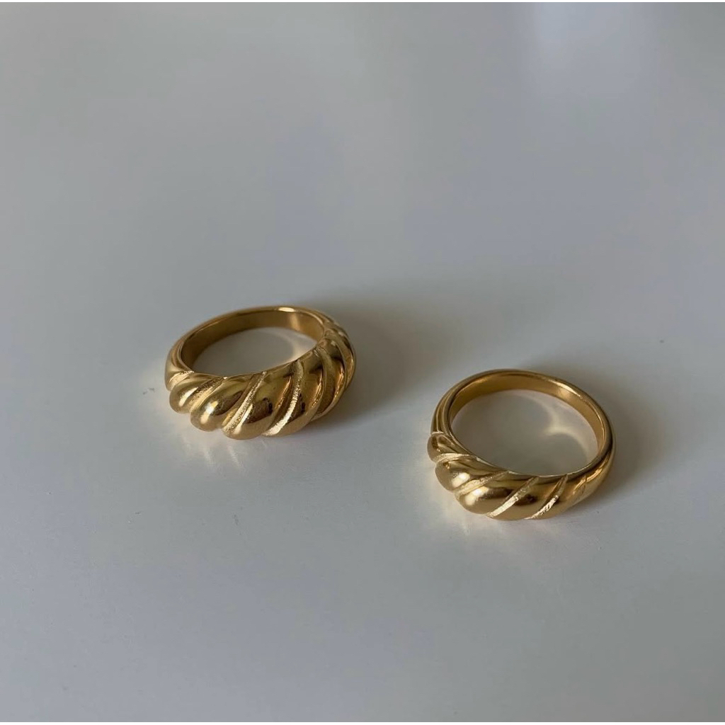 พร้อมส่ง แหวน Windy ring เครื่องประดับ