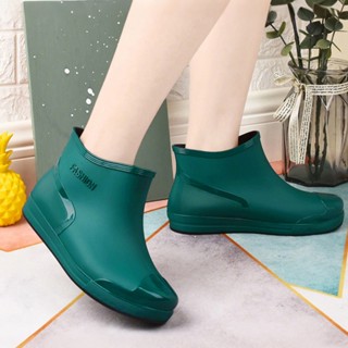 Amazy รองเท้ากันฝนผู้หญิงแฟชั่นทรงเตี้ย พื้นนุ่มทนทาน กันน้ำ…