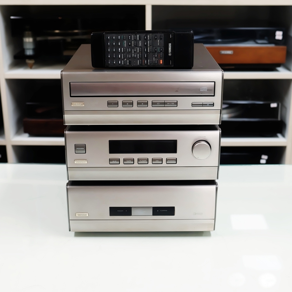 Stereo Systems Yamaha (Power Amp MX-S90, Pre Amp CTX-S90, CD CDC-S90)