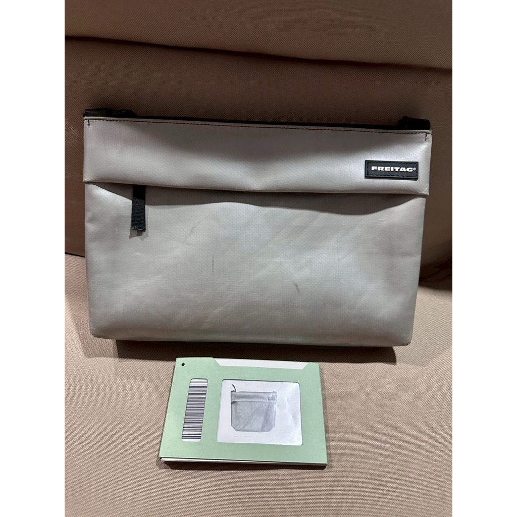 ส่งต่อ Freitag F553 Lou (มือสอง)