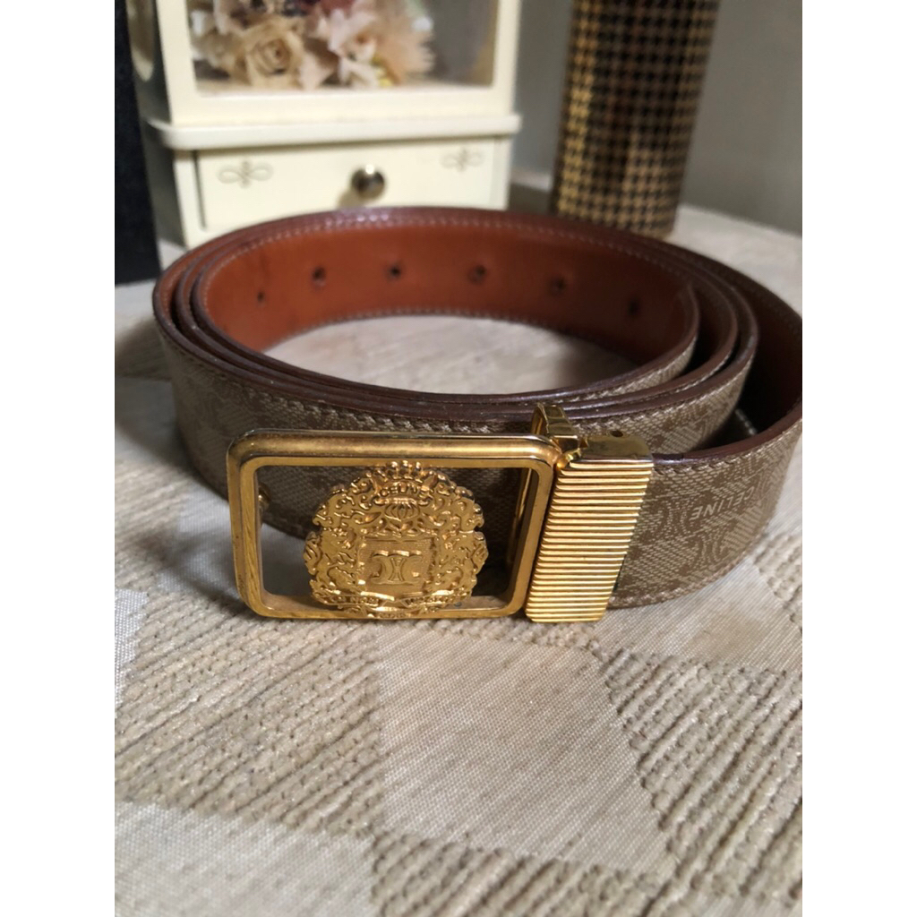 [มือสอง] เข็มขัด Celine Triomphe Cavas Gold Buckle ของแท้