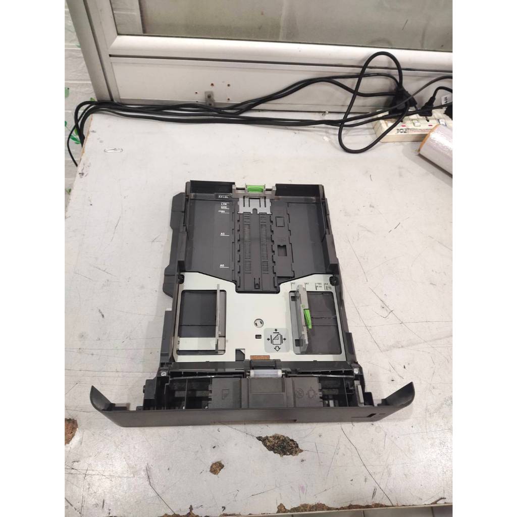 Brother HL-L5100DN ถาดป้อนกระดาษ