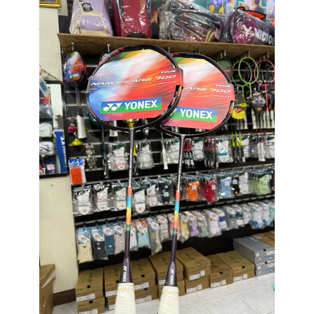YONEX NANOFLARE 700 TOUR 4U (ไม้เเบดมินตัน)