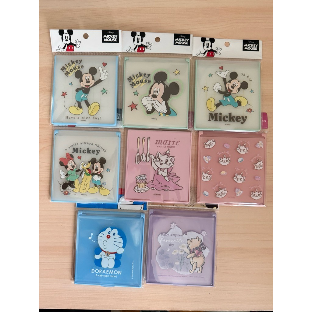 🎄🎄กระจกเหลี่ยมพับ ไซส์กลาง 128 ลายการ์ตูน​