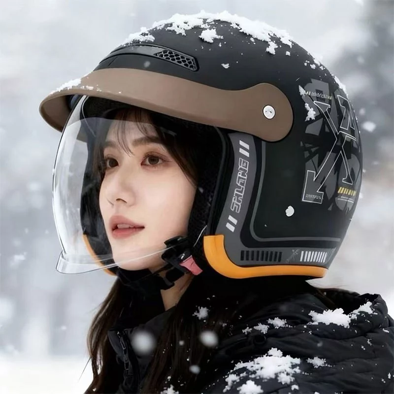 New 2026! หมวกกันน็อก หมวกกันน๊อคเต็มใบ HD กันแสงสะท้อน รถจักรยานยนต์ ใส่ได้ทั้งชายและหญิงMotorcycle helmet thumbnail 7