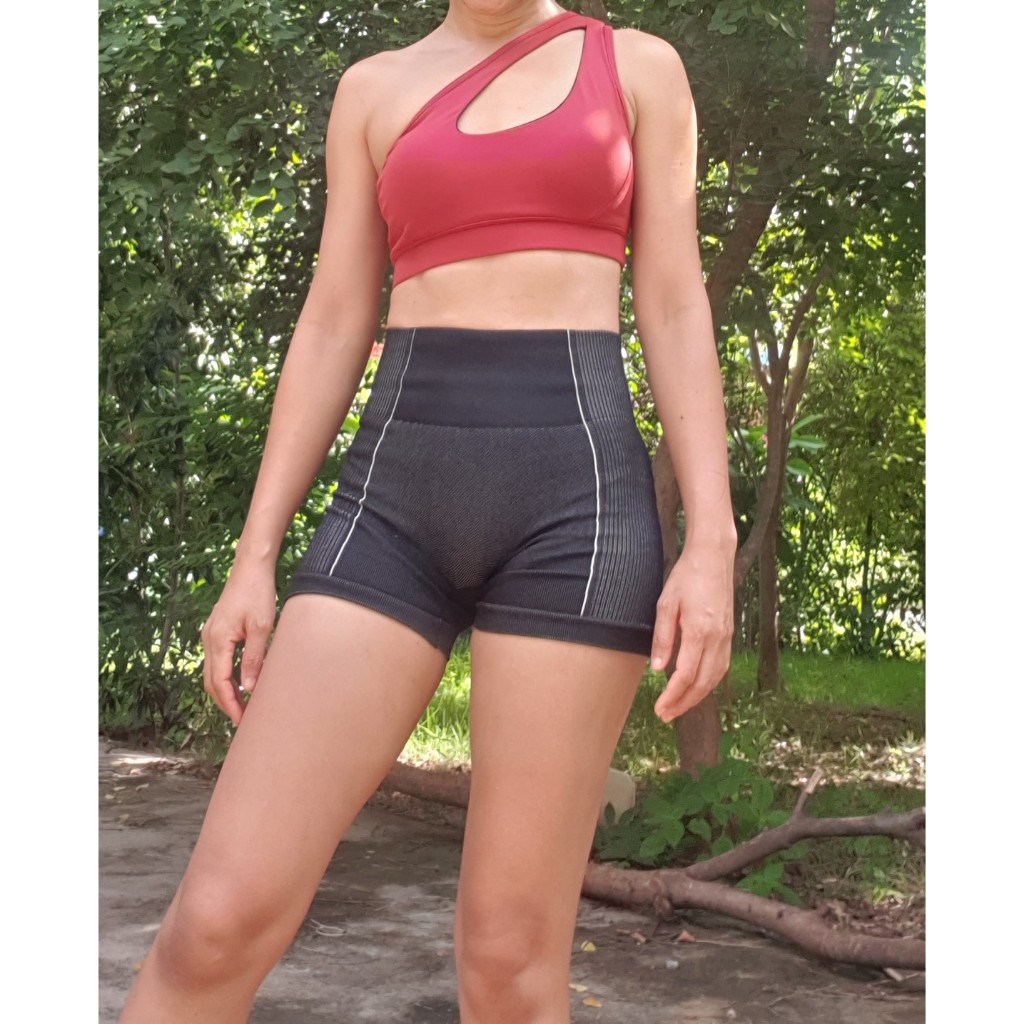 เสื้อออกกำลังกาย ผู้หญิง มือสอง สปอร์ตบรา สีแดง ยี่ห้อ Rogue Vogue