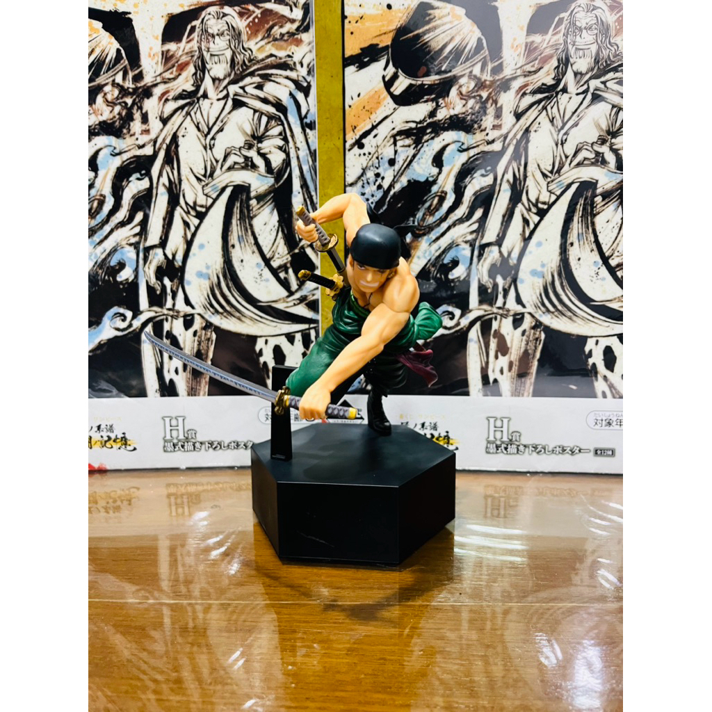 (จับฉลาก) แท้100% โซโล โซโร ฐานไม้ Roronoa Zoro Ichiban Kuji One piece วันพีช Model โมเดล Figures ฟิ
