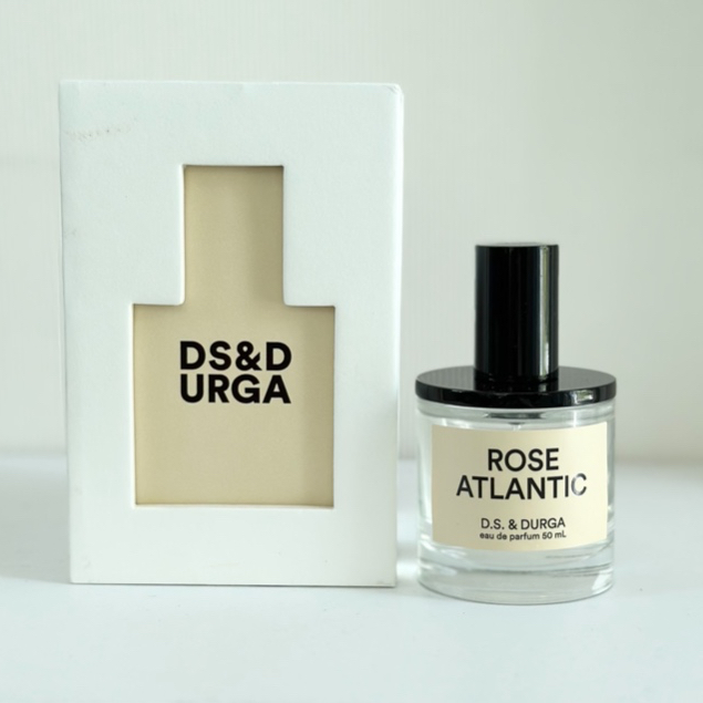 ส่งต่อ น้ำหอม ก้นขวด พร้อมกล่อง DS & Durga กลิ่น Rose Atlantic | น้ำหอมกลิ่นกุหลาบ rose marine น้ำหอ