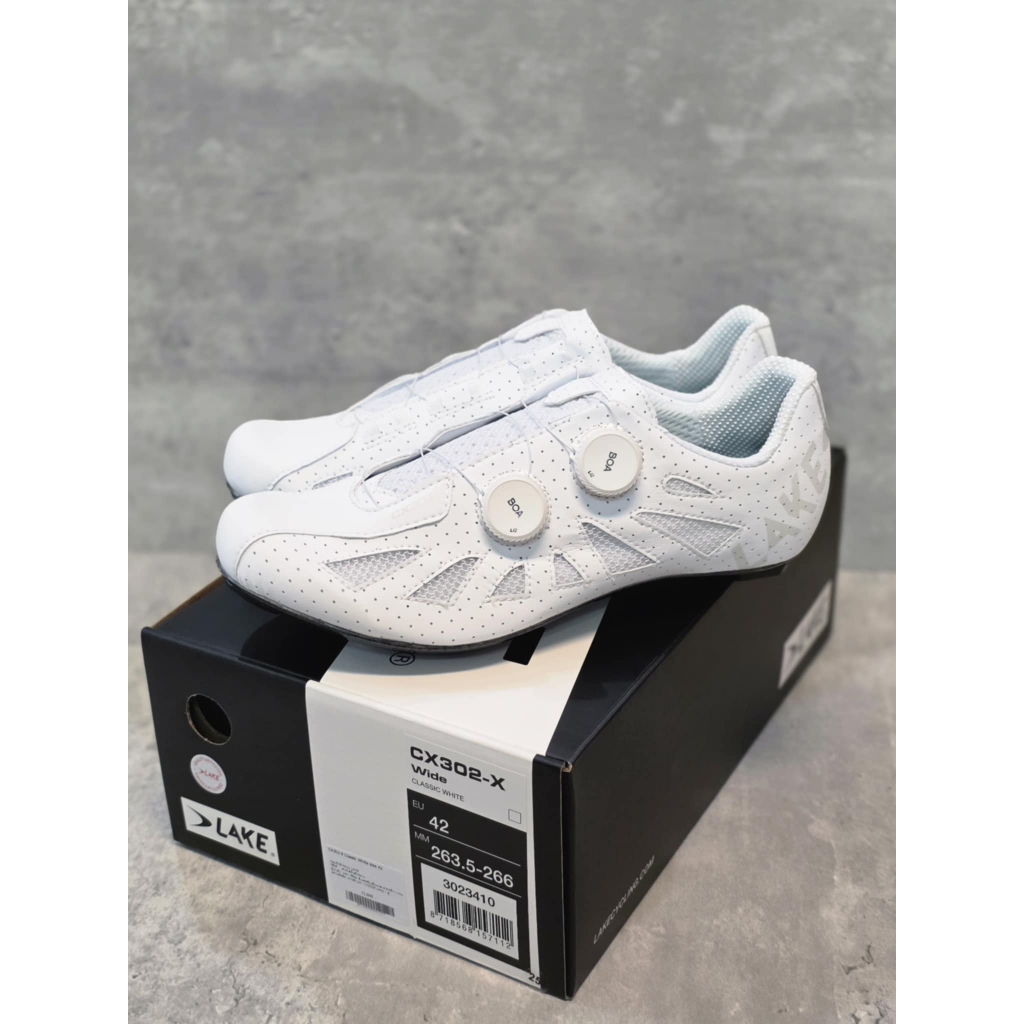 รองเท้า Lake CX302 รหัส X หน้ากว้าง ล็อตผลิตใหม่ล่าสุด