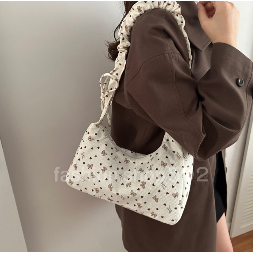fashion.shop502 กระเป๋าสะพายข้าง มาใหม่ สไตล์เรโทร โบว์ผูกโบว์ สีสันสดใส  ปรับสายได้ พร้อมส่งในไทย B-061
