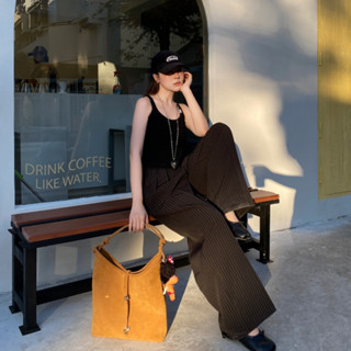 AIDA PANTS กางเกงขากระบอกใหญ่ลายริ้ว