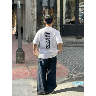 Hype It - HYPE ON PROCESS VERTICAL T-Shirt เสื้อยืดแขนสั้นทรง Oversized แบรนด์ Hype It (คอไม่กว้าง ทรงไหล่ตก)