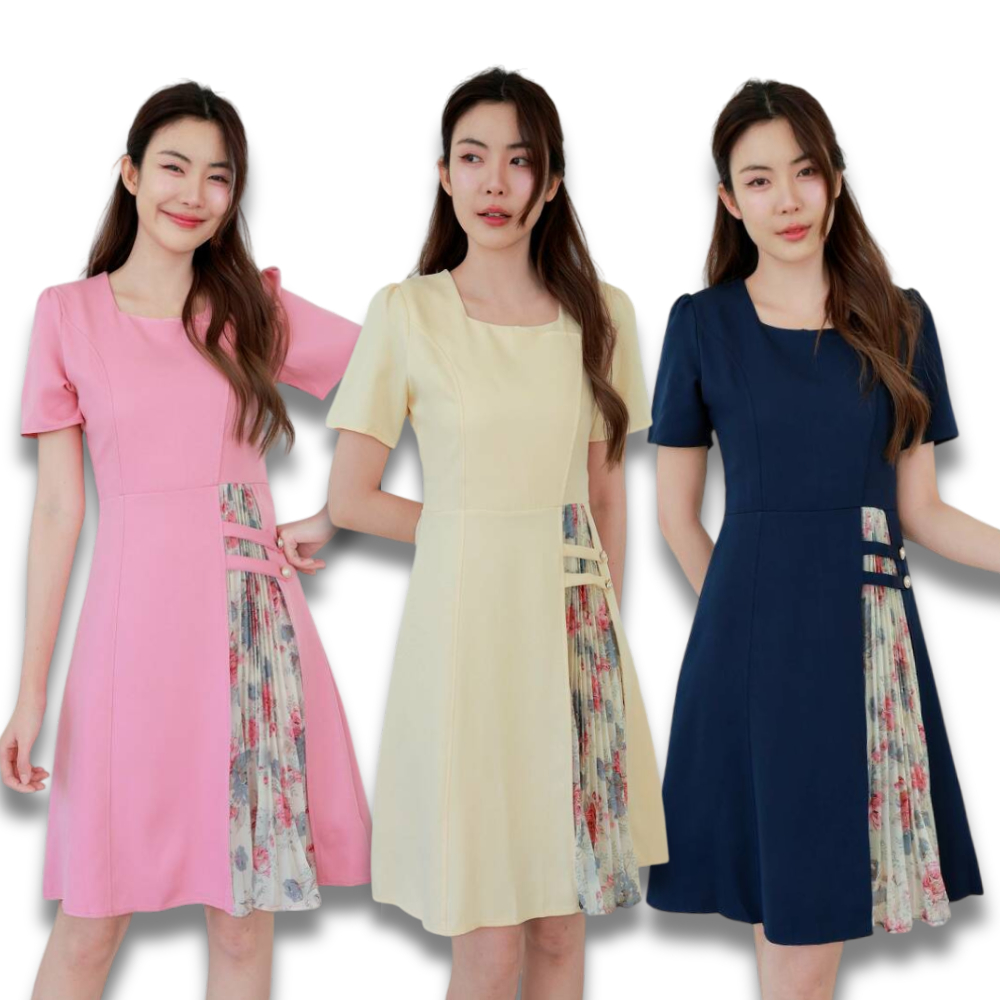 S-2XL | เดรสสั้นคอเหลี่ยม กระโปรงทรงเอ ด้านข้างแต่งจีบพลีทลายดอก มีซับใน D1323