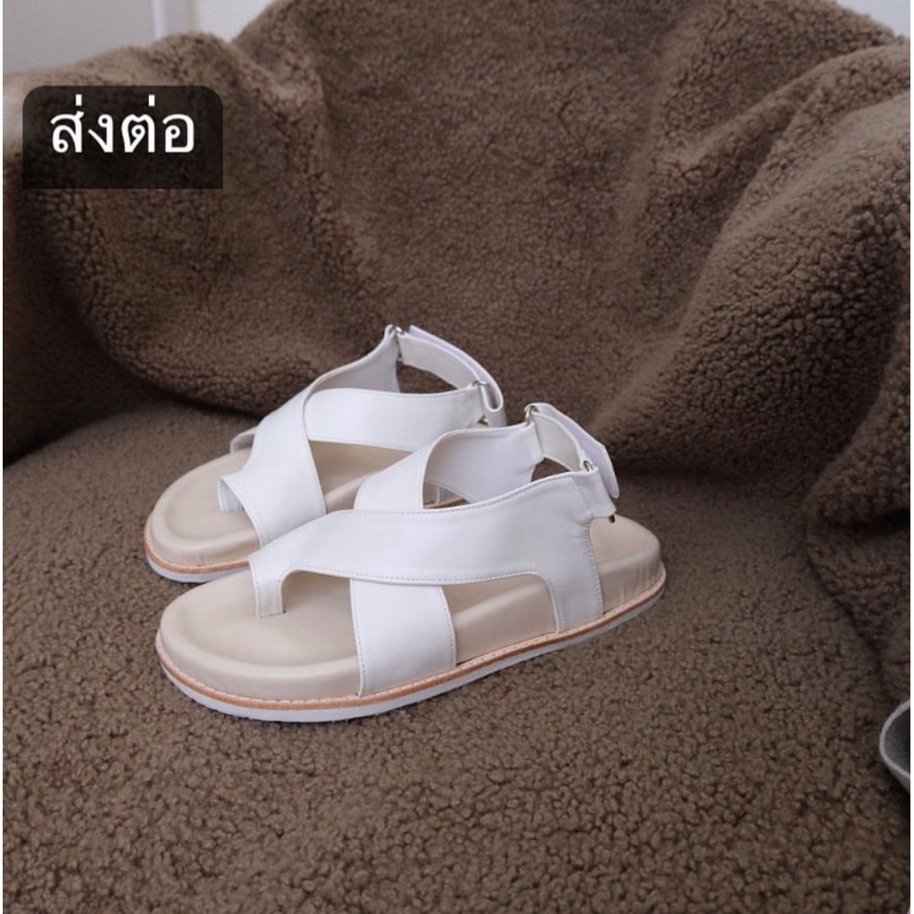 ส่งต่อ white.wearing : Zani sandal