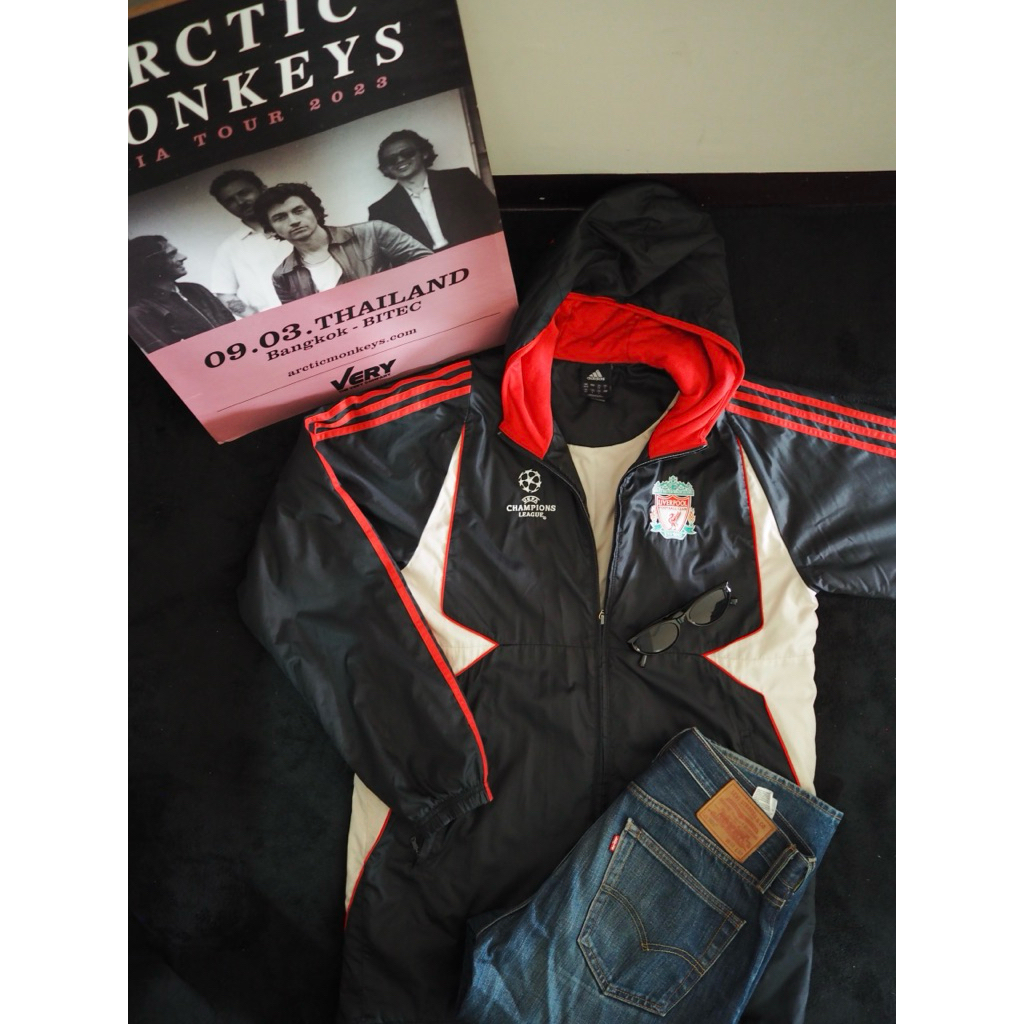 เสื้อ Liver pool adidas มือสองของเเท้