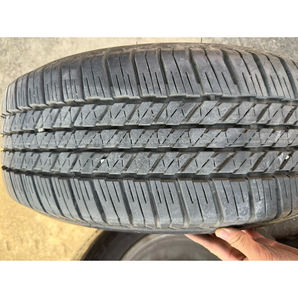 ยางมือสอง 255/65/17 Bridgestone HT684 ปี19 ราคาต่อเส้น
