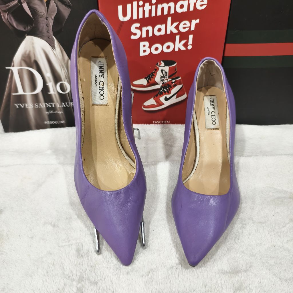 รองเท้า Jimmy chooงานมือสองงานตู้ญี่ปุ่น Sz37/23.5cm