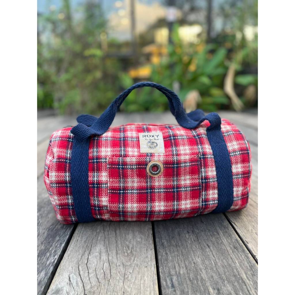 ⭐⭐ RARE! Vtg. Roxy "Boston" Classic Duffle Bag - กระเป๋าลาย Plaid (Red/Blue) [8x16 นิ้ว]